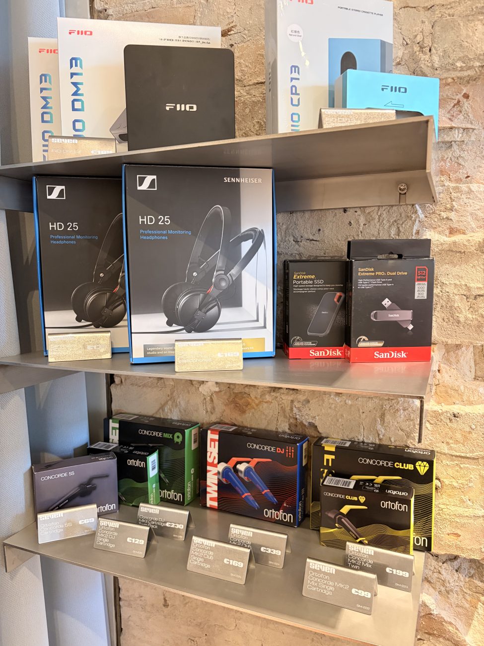 DJ-Tools und Equipment im SEVEN Store
